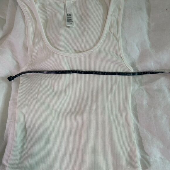 Skims White Cropped Ribbed Tank - Picture 6 of 8